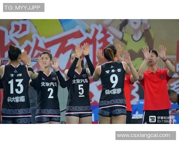 南京排球队以96分领跑挑战赛积分榜展现强劲实力和团队合作精神