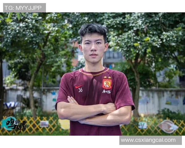 广州足球队防反战术解析与得失评估的深度剖析 广州足球队防反战术解析与得失评估的深度剖析