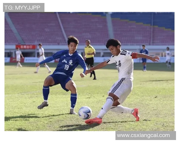 张新欣足球：从青训到职业生涯的成长之路与未来展望